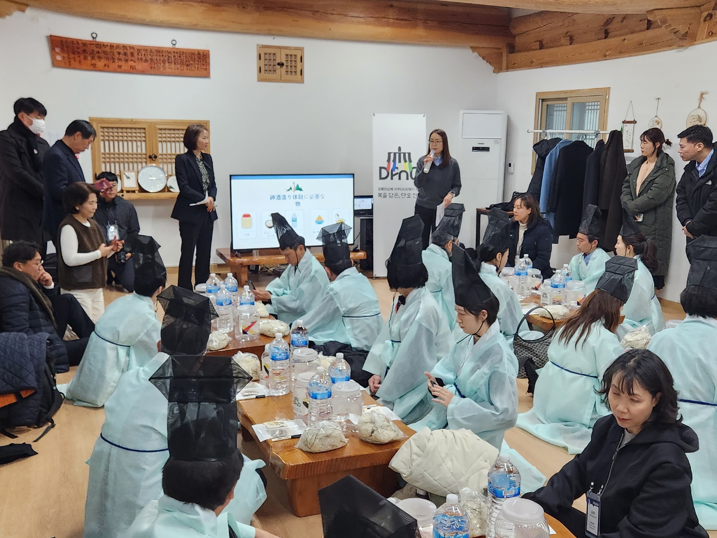 (12.11) 한일관광진흥협의회 팸투어 신주빚기 체험.jpg